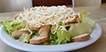 Salada Ceasar Alface Americana, Frango, Molho Ceasar e Parmesão
